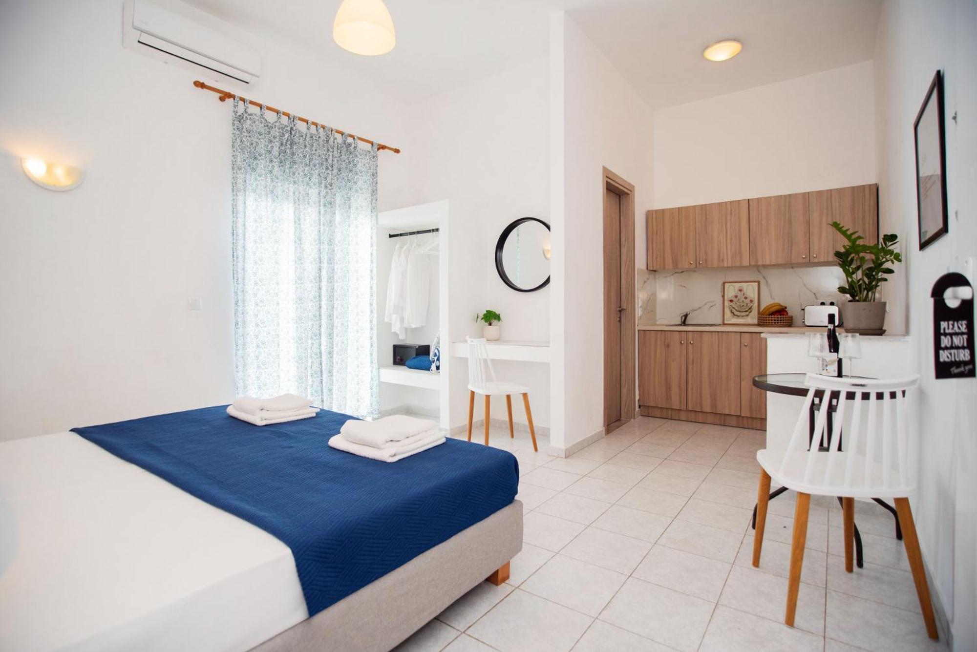 Seaside Suites Kavos Exterior photo